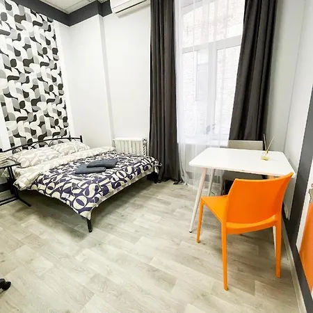 U-vv30 Hostel