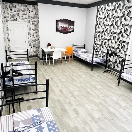 U-vv30 Hostel *